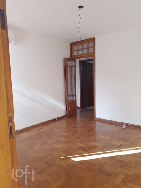 Image 3 - 233840